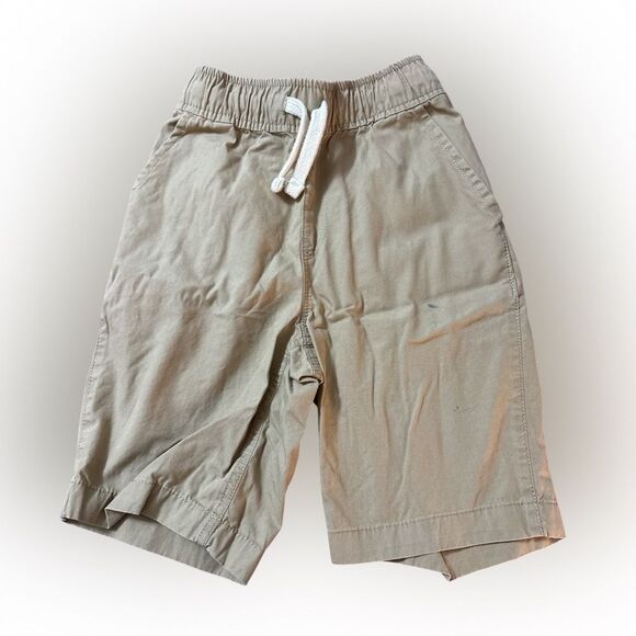 👕 Children’s place boys size 8 khaki shorts with pen marking on leg-see photos - Picture 1 of 3
